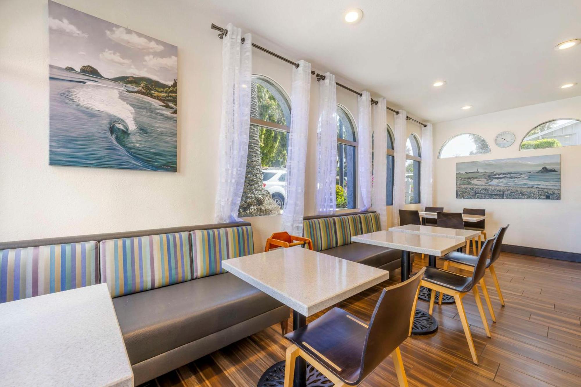 Western San Marcos 3* Morro Bay