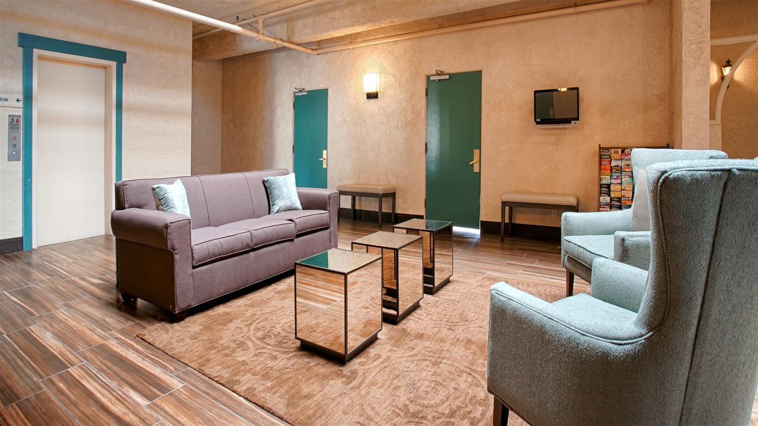 Western San Marcos Inn 3*